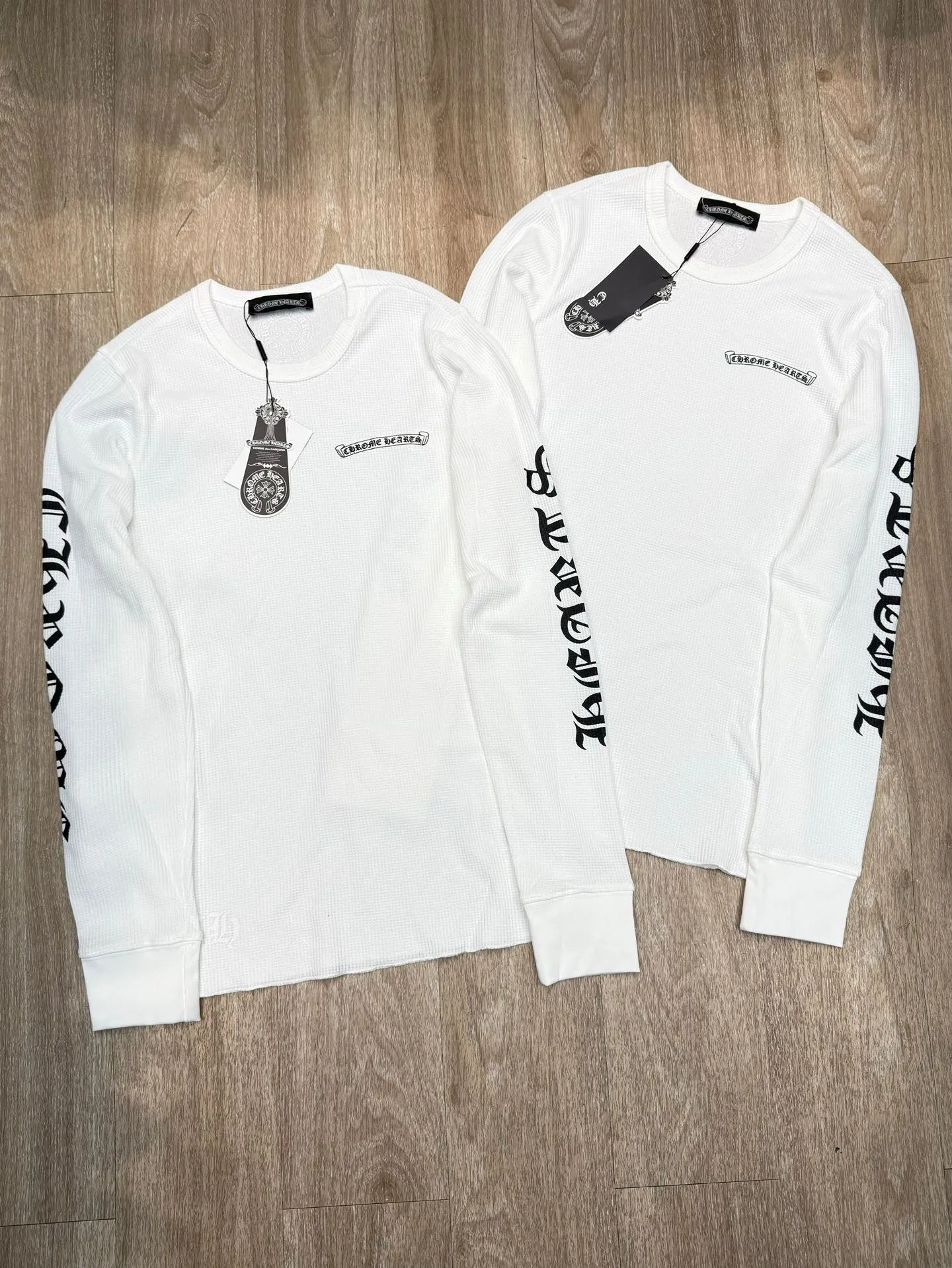P198 M282#ChromeHeart·25ss new Sanskrit letter printed waffle long-sleeved top✅✅✅ Ready in stock Focus on quality and feel free to compare Size: S M L Color: White